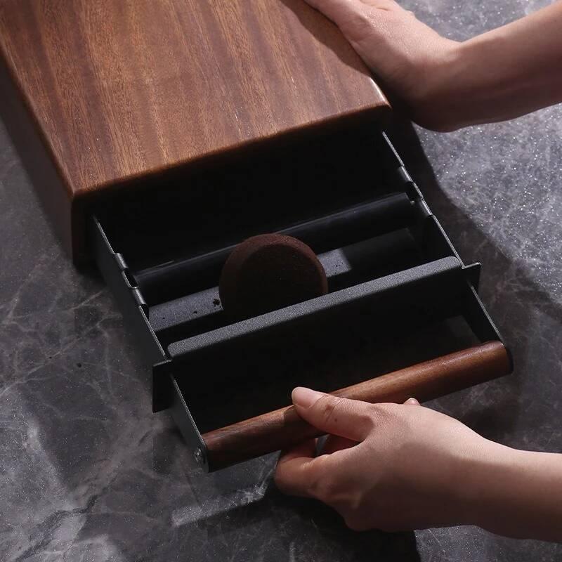 Contenitore per caffè in accia - Coffee Knock Box recensione e prezzo